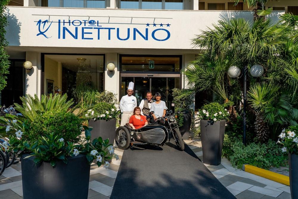 Hotel Nettuno Бардолино Экстерьер фото