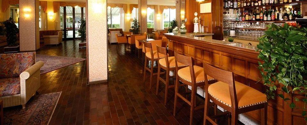 Hotel Nettuno Бардолино Экстерьер фото