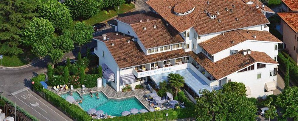 Hotel Nettuno Бардолино Экстерьер фото